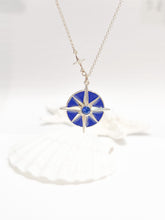 Load image into Gallery viewer, point judith necklace gold