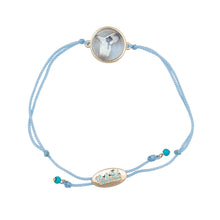 Load image into Gallery viewer, hyannis whale silder bracelet blue gold
