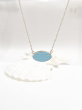 Load image into Gallery viewer, wave necklace gold
