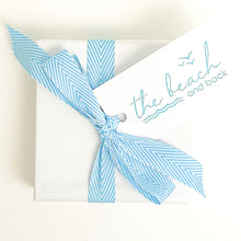 Load image into Gallery viewer, the beach and back gift card
