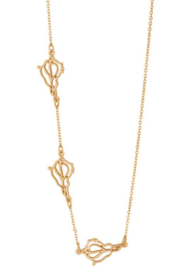 gold three conch shells on adjustable chain necklace